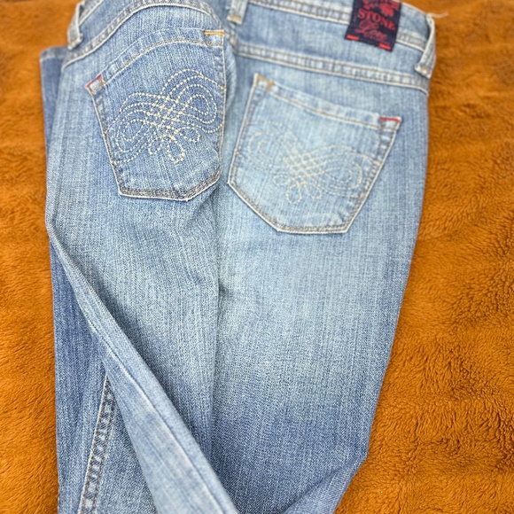 Stone Love Low Rise Boot Cut Jeans Size 0 Medium / Light‎ Wash - Picture 1 of 5